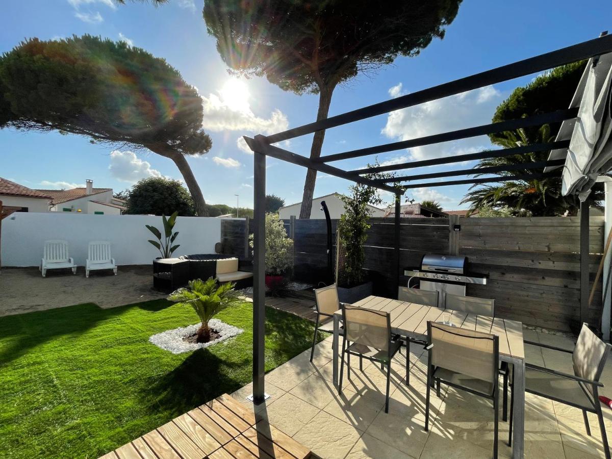Maison avec spa idéalement placée au bois plage Le Bois-Plage-en-Ré Exterior foto